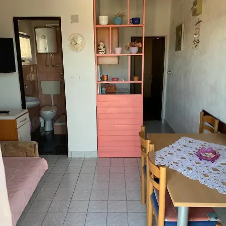 Apartmani Ficurin Starigrad Paklenica Exterior photo